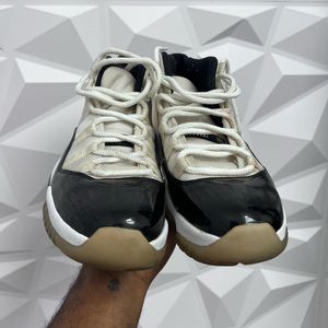 Retro 11 concord white and black